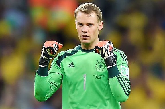 Chi è Manuel Neuer, portiere candidato al pallone d’oro 2015?