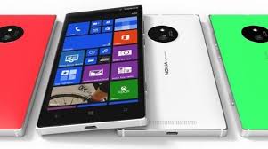 Quali sono le differenze Nokia Lumia 735 e Nokia Lumia 830