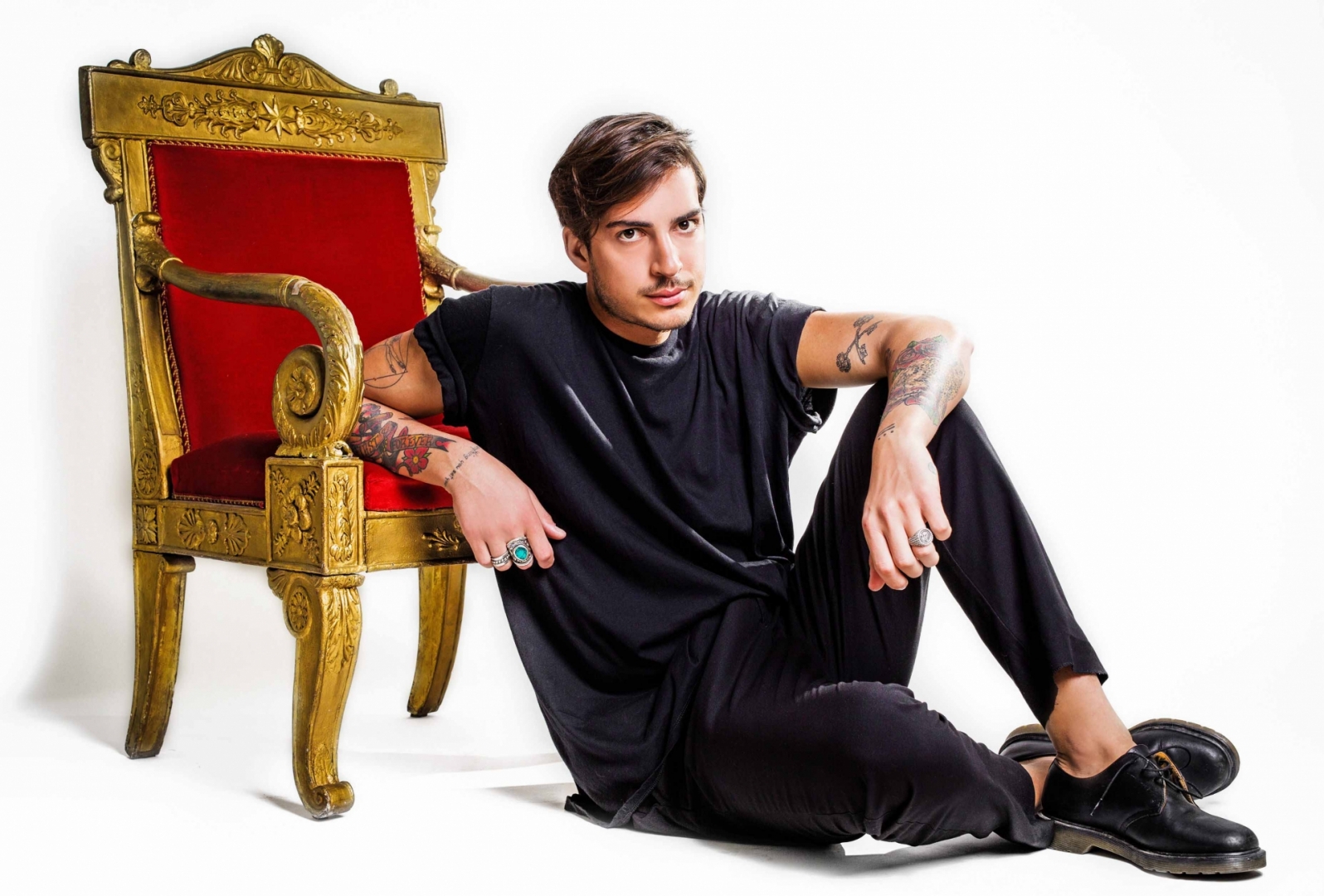 nuovo tronista ued