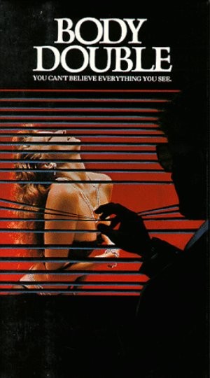 Come vedere in streaming "Omicidio a luci rosse"