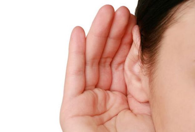 Risultati immagini per orecchie che ascoltano