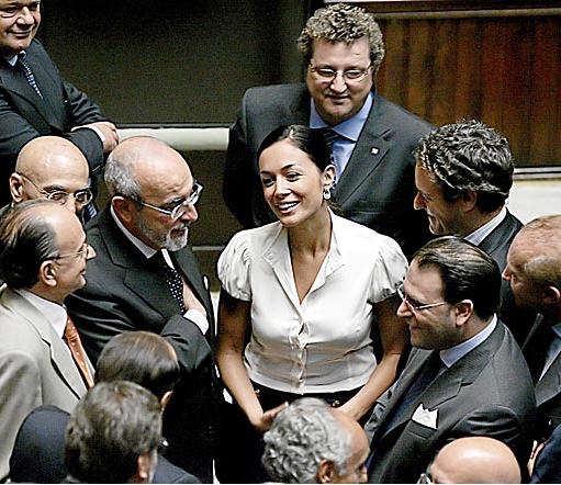 Stipendio medio di un Parlamentare