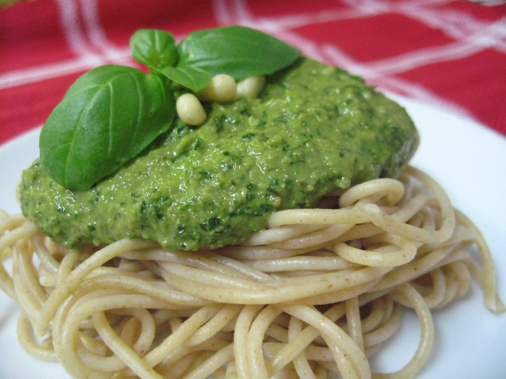 Come fare un pesto vegano.