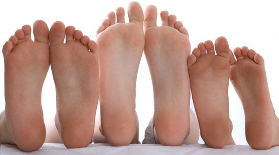 Come rimediare al cattivo odore dei piedi