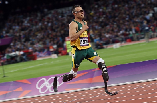 Pistorius commette un errore d' identità sparando alla propria fidanzata