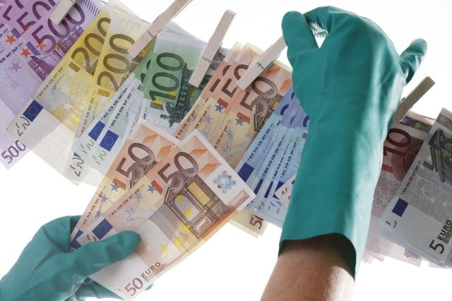 Quanto sono sporchi i soldi