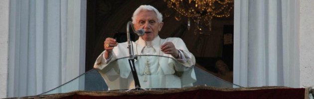 Perché Papa Benedetto XVI si é dimesso?