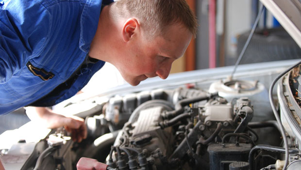 Quanto costa fare la revisione auto