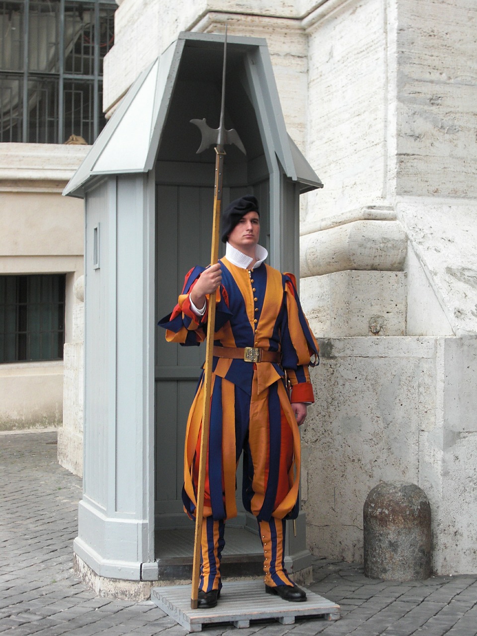 come diventare guardia svizzera in Vaticano