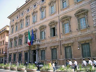 Indirizzo del Parlamento a Roma