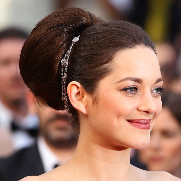Chignon con extra-volume e lucentezza