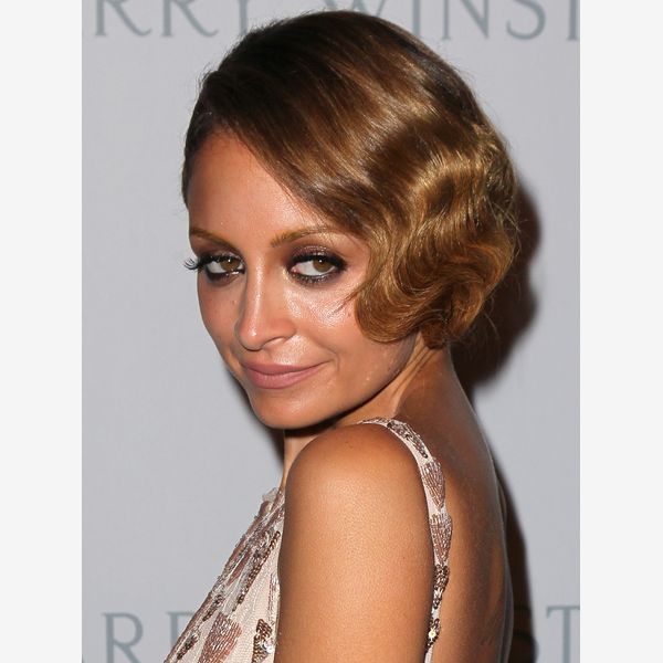 Come ricreare un look retrò accattivante!