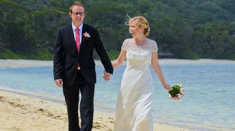 sposa un altra donna