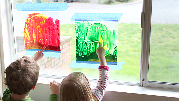 Arte e bambini: dipingere sulle finestre