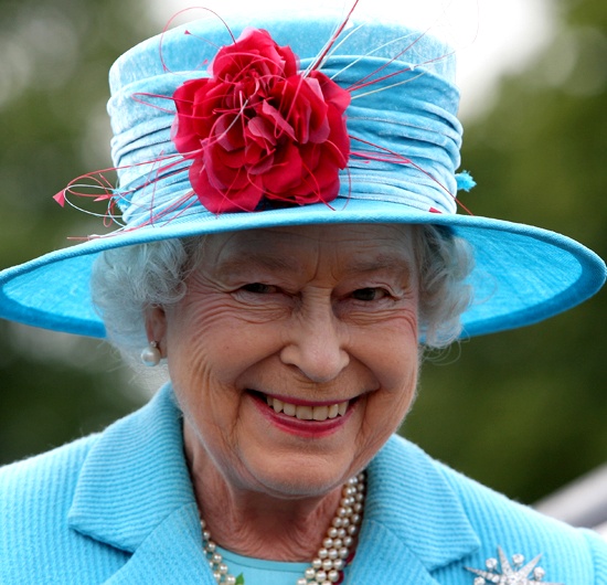 I 10 migliori cappelli della regina Elisabetta II I 10 migliori cappelli della regina Elisabetta II