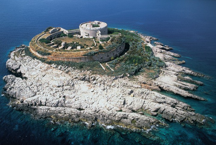 La Roccaforte di Cattaro La Roccaforte di Cattaro