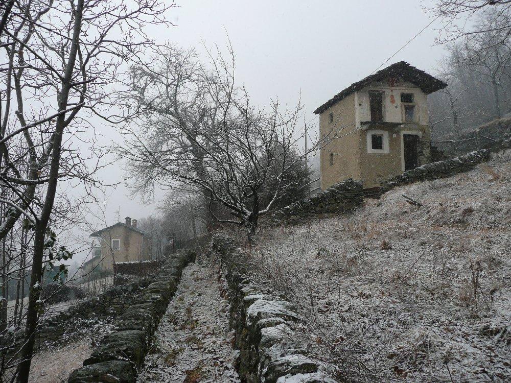 luoghi abbandonati casa del violino copertina