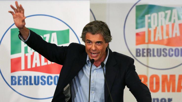 Alfio Marchini, candidato sindaco di Roma, parla ai suoi sostenitori durante la campagna Alfio Marchini, candidato sindaco di Roma, parla ai suoi sostenitori durante la campagna