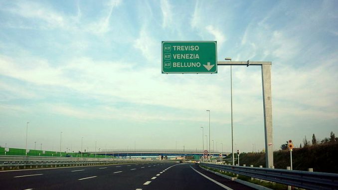 Autostrada A4 Tir In Fiamme