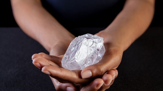 DIAMANTE LESEDI LA RONA DIAMANTE LESEDI LA RONA
