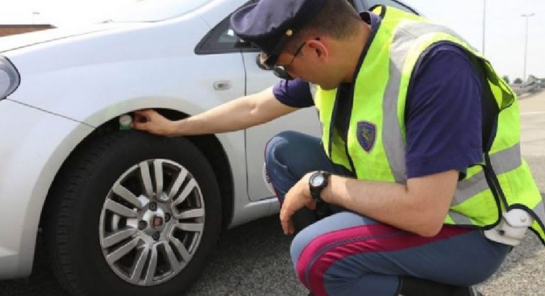 controllo pneumatici
