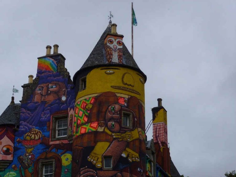 Kelburn Castle