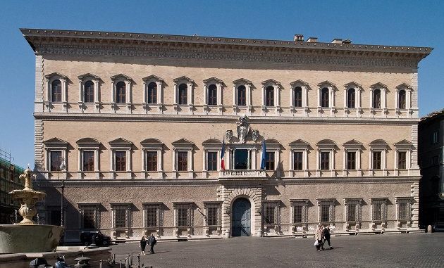 palazzo-farnese