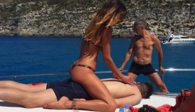 sexy massaggo di belen