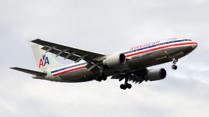 American_Airlines_Airbus_A300-600_inbound_to_John_F._Kennedy_International_Airport