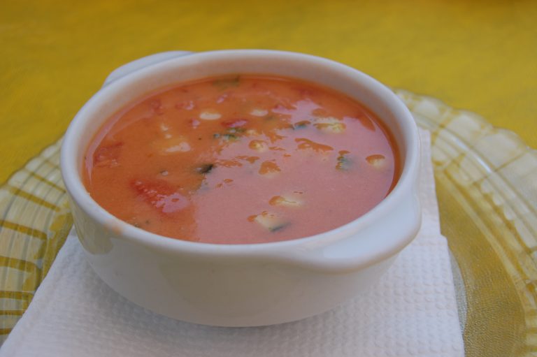Ingredienti per fare gazpacho: ricetta spagnola Ingredienti per fare gazpacho: ricetta spagnola