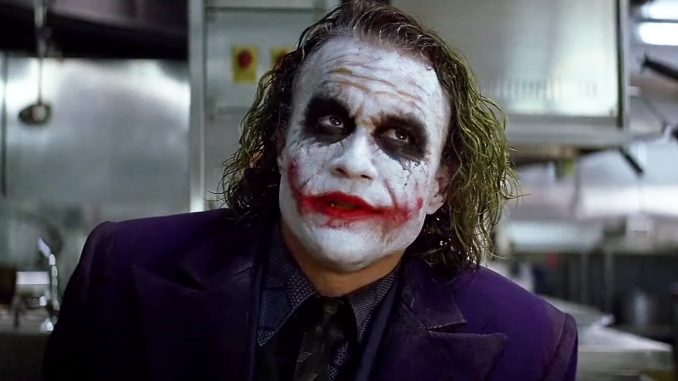 JOKER NE "IL CAVALIERE OSCURO". JOKER NE "IL CAVALIERE OSCURO".