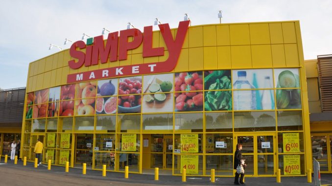 Simply Market assume a Milano Simply Market assume a Milano