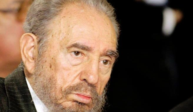Tanti auguri a Fidel Castro che oggi compie 90 anni Tanti auguri a Fidel Castro che oggi compie 90 anni