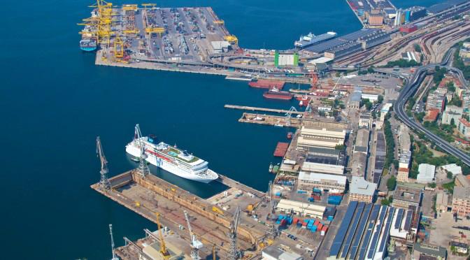 Assunzioni al Porto con contratto a tempo indeterminato per impiegati Assunzioni al Porto con contratto a tempo indeterminato per impiegati