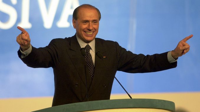 berlusconi-comizio berlusconi