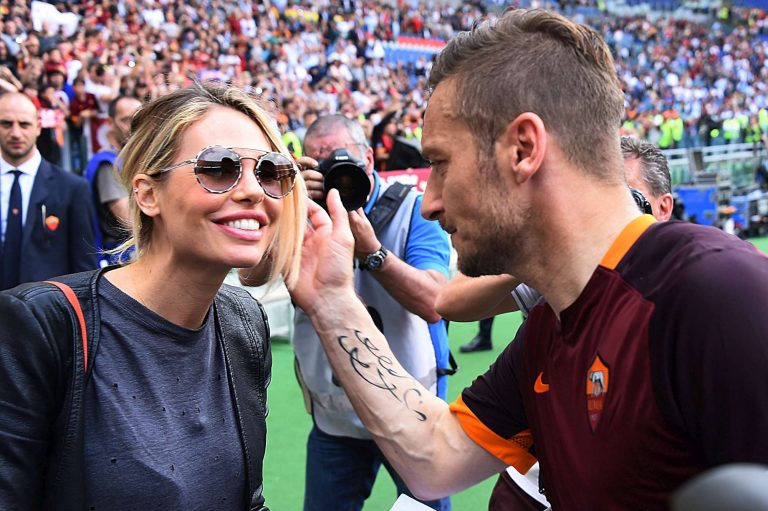 ILARY BLASI E FRANCESCO TOTTI. ILARY BLASI E FRANCESCO TOTTI.