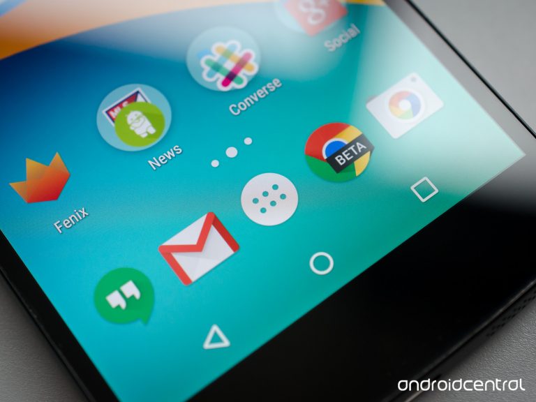 Launcher per trasformare android in iOS Launcher per trasformare android in iOS