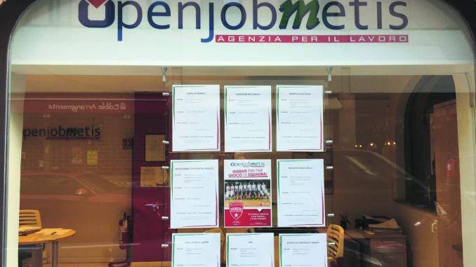 Multinazionale assume 150 Addetti Customer Service Multinazionale assume 150 Addetti Customer Service