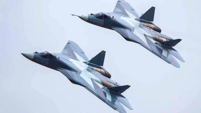 Un'intercettazione pericolosa: incontro ravvicinato tra caccia russi e americani Un'intercettazione pericolosa: incontro ravvicinato tra caccia russi e americani