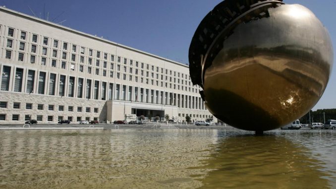 Libia: rapiti due italiani e un canadese Libia