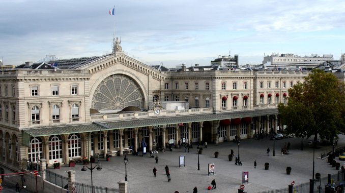sventato-attentato-a-parigi sventato-attentato-a-parigi