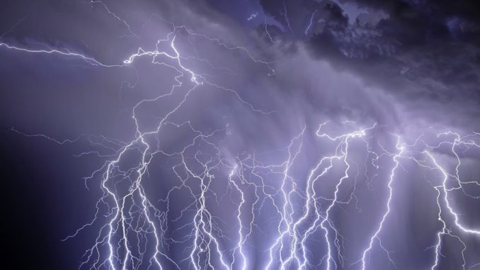 Allerta meteo in Liguria, scuole chiuse: l’elenco dei Comuni allerta meteo