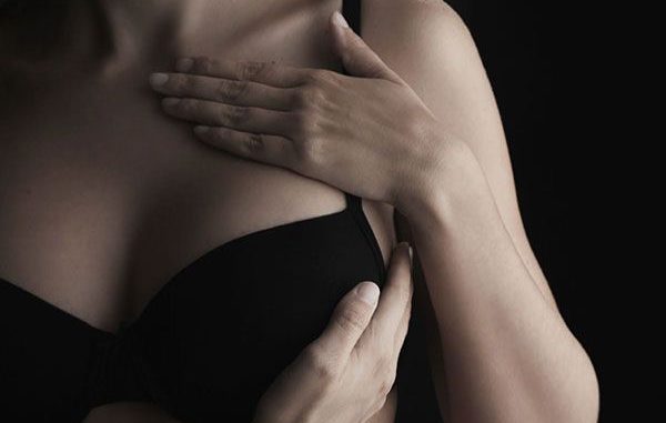 dolore al seno sinistro dolore al seno sinistro