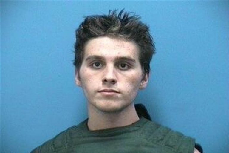 florida-ragazzo-uccide-due-persone-e-cerca-di-mangiarle Florida, ragazzo uccide due persone e cerca di mangiarle