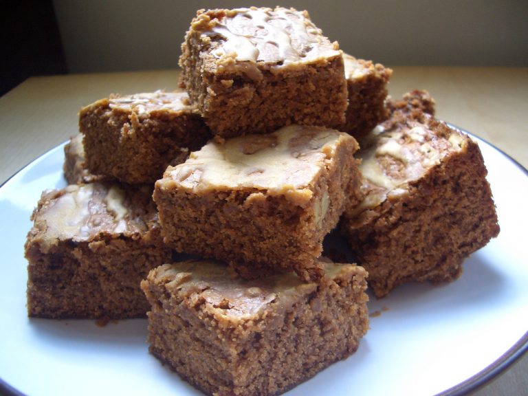 halloween-come-fare-i-brownies-con-i-fantasmi Halloween: come fare i brownies con i fantasmi