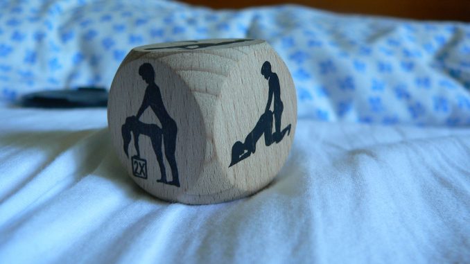 Kamasutra: le migliori posizioni in cui lei sta sopra kamasutra