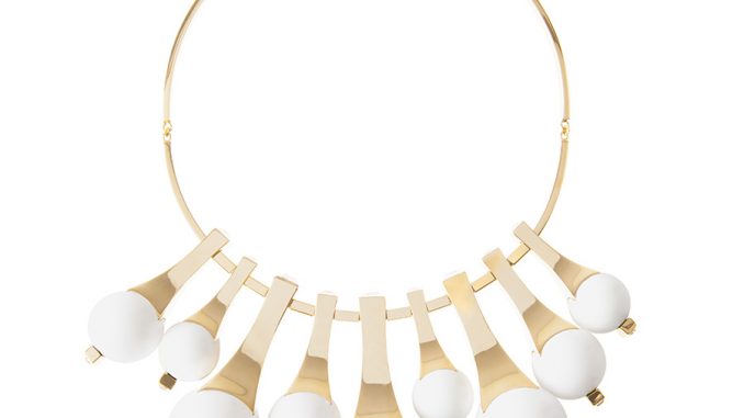 mostra_homi_milano_designer_may-moma_geasphere_pe2016_collana_ottone-dorato-resina-cristalli-swarovski