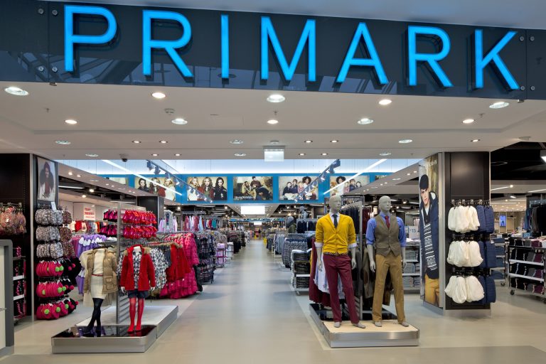 Primark assume al Centro Commerciale I Gigli: 400 i posti disponibili Primark assume al Centro Commerciale I Gigli: 400 i posti disponibili