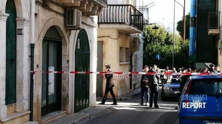 trovati-cadaveri-di-una-donna-e-di-un-feto-a-brindisi Trovati cadaveri di una donna e di un feto a Brindisi