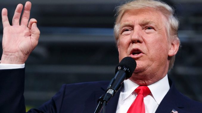 trump-come-un-polipo-accuse-di-molestie-sessuali-da-3-donne Trump come un polipo: accuse di molestie sessuali da 3 donne